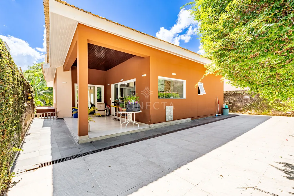 Casa, 3 quartos, 263 m² - Foto 1