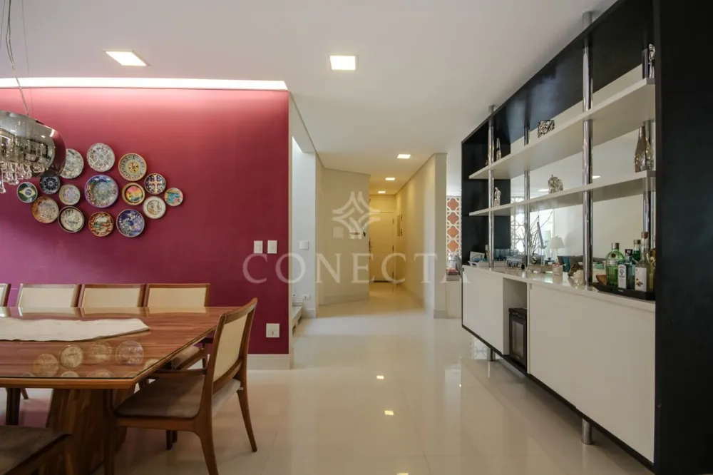 Casa, 4 quartos, 421 m² - Foto 1