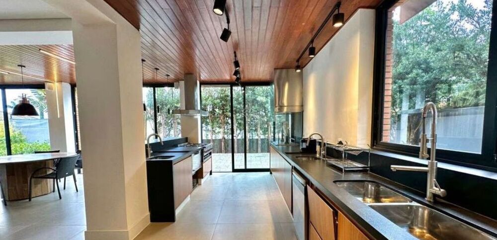 Casa, 4 quartos, 560 m² - Foto 3