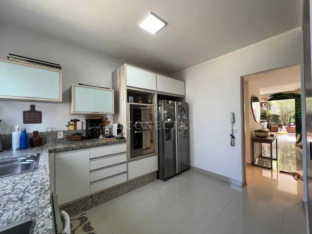 Casa, 3 quartos, 180 m² - Foto 1