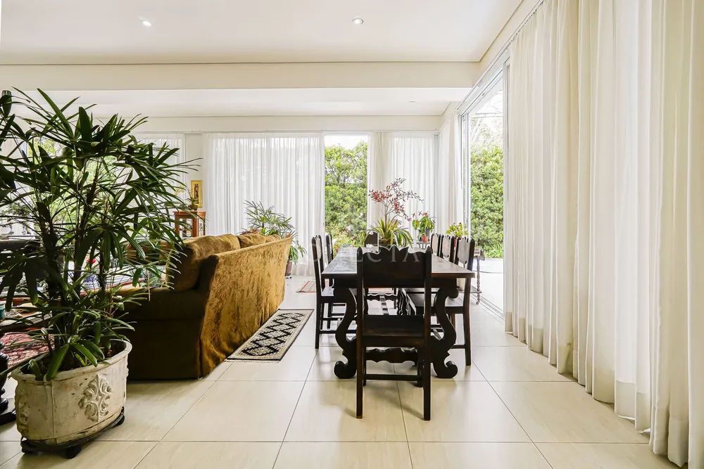 Casa, 4 quartos, 370 m² - Foto 1