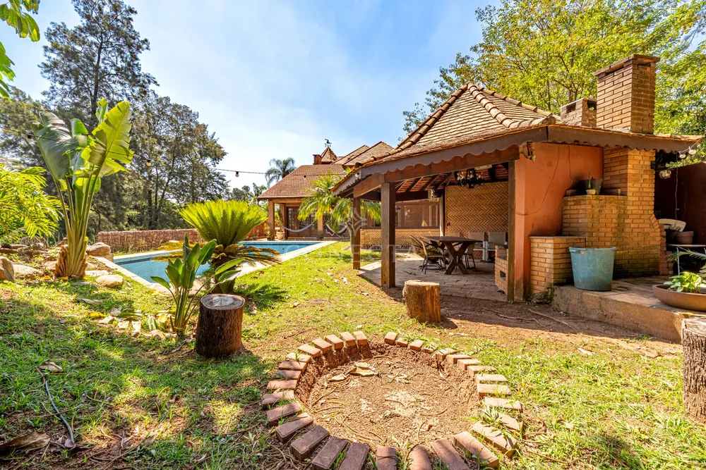 Casa, 4 quartos, 422 m² - Foto 1