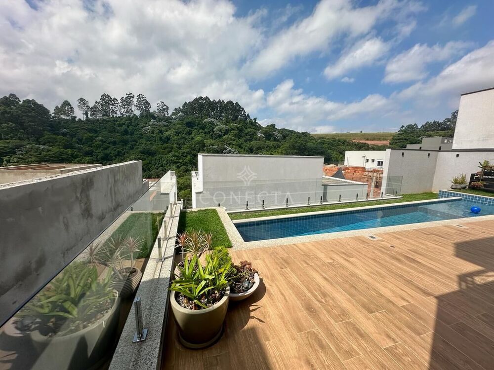 Casa, 3 quartos, 372 m² - Foto 1