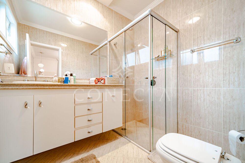 Casa, 4 quartos, 357 m² - Foto 1