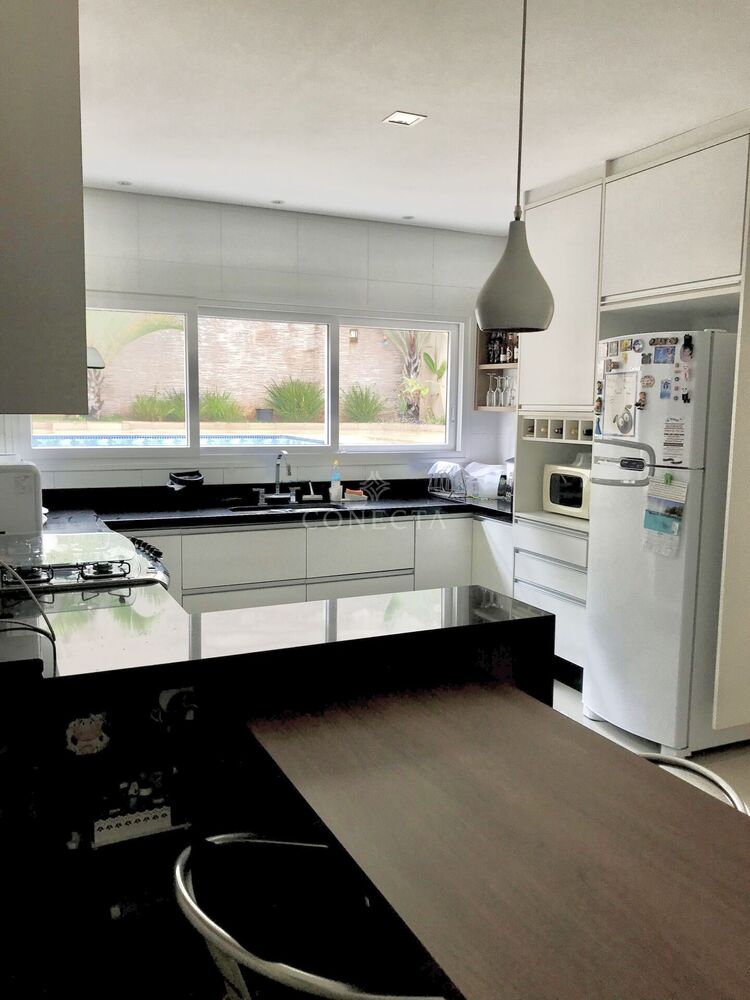 Casa à venda com 3 quartos, 385m² - Foto 11