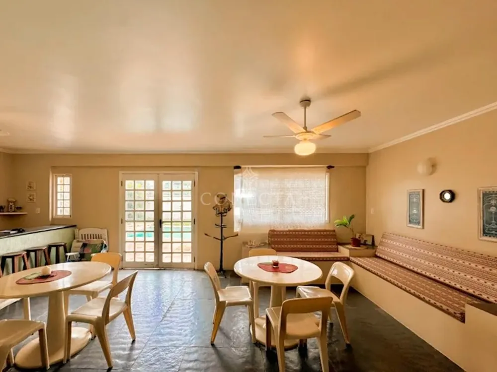 Casa, 4 quartos, 315 m² - Foto 1