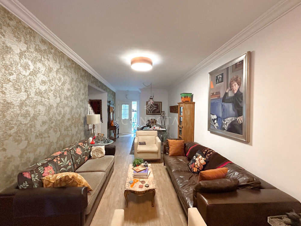 Casa, 3 quartos, 205 m² - Foto 1