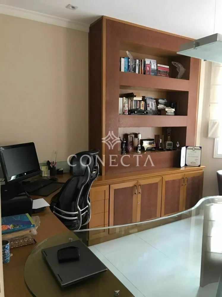 Casa, 5 quartos, 597 m² - Foto 1