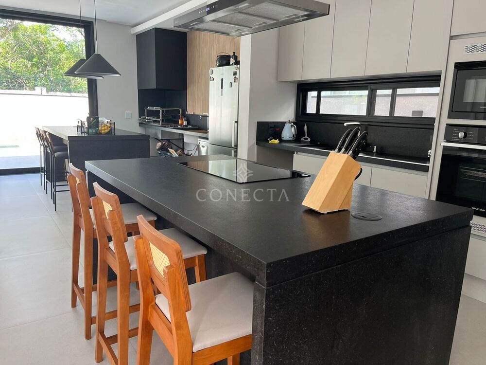 Casa, 5 quartos, 371 m² - Foto 2
