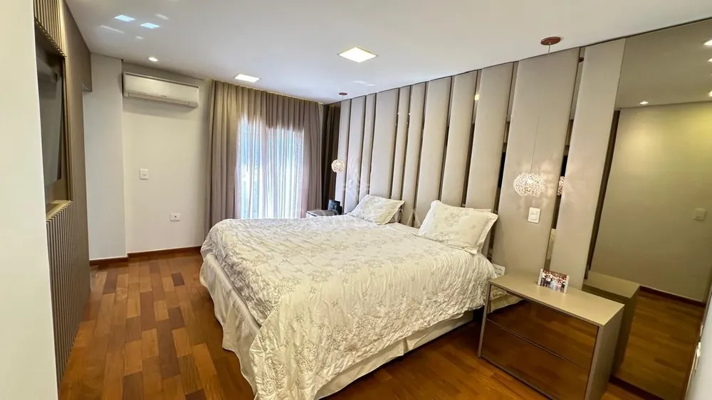 Casa, 4 quartos, 530 m² - Foto 1