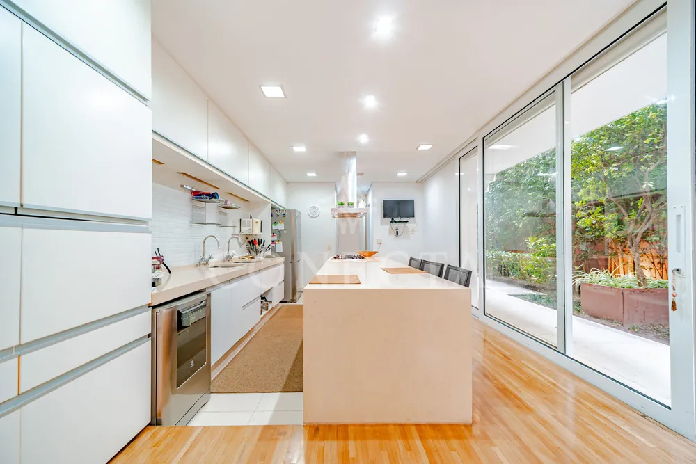 Casa, 3 quartos, 570 m² - Foto 1