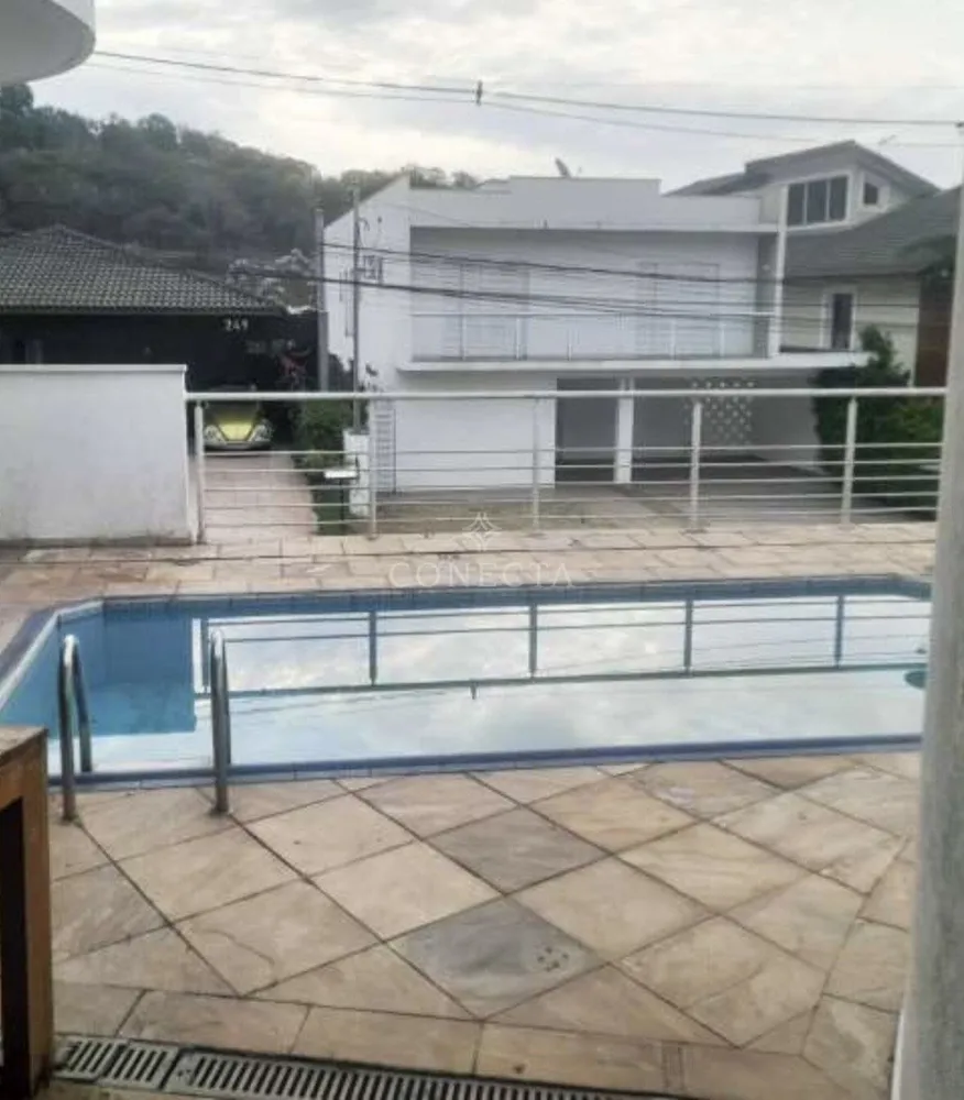 Casa, 3 quartos, 241 m² - Foto 4