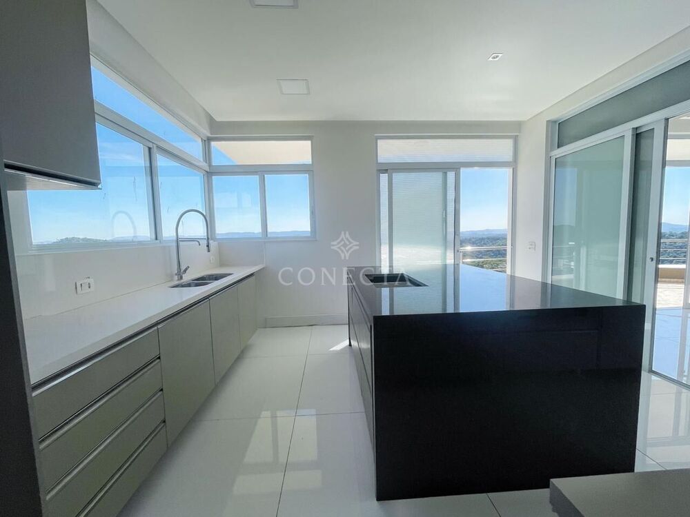 Casa, 5 quartos, 704 m² - Foto 1
