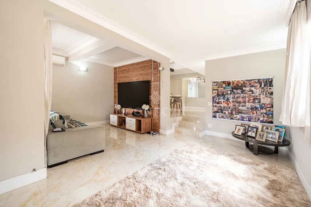 Casa, 4 quartos, 271 m² - Foto 2
