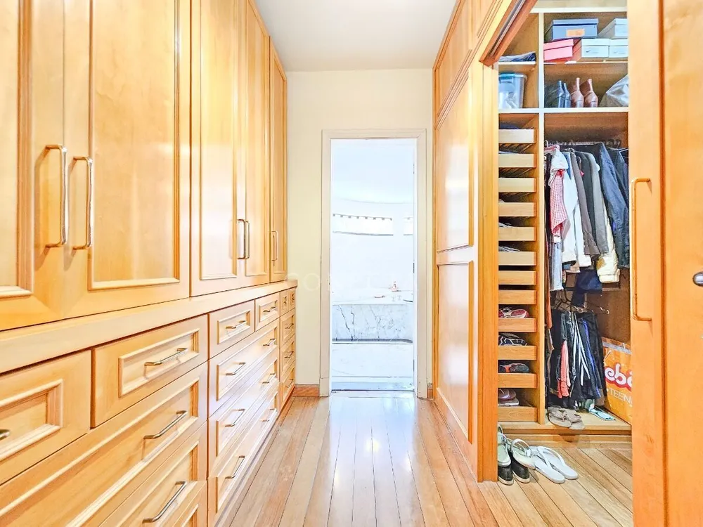 Casa, 4 quartos, 350 m² - Foto 1