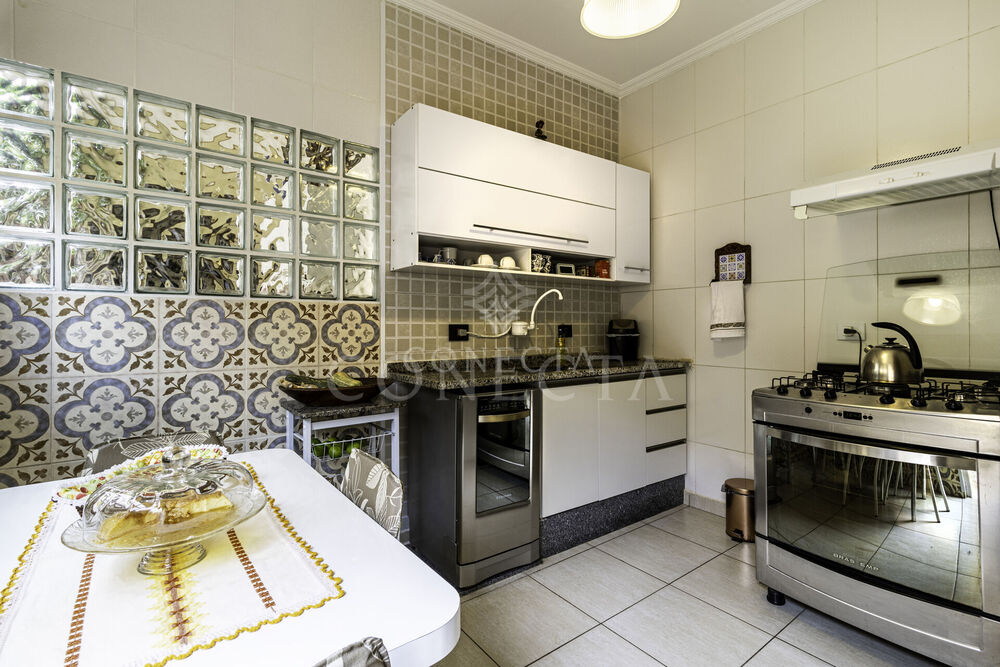 Casa, 4 quartos, 337 m² - Foto 1