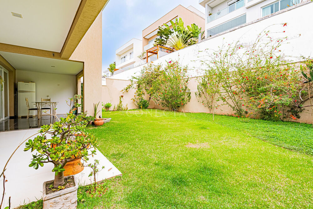 Casa, 4 quartos, 322 m² - Foto 1