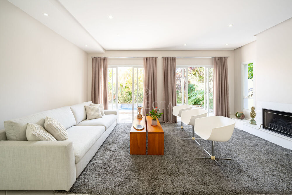 Casa à venda com 4 quartos, 280m² - Foto 5