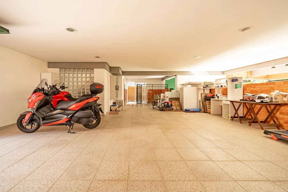 Casa, 4 quartos, 590 m² - Foto 2