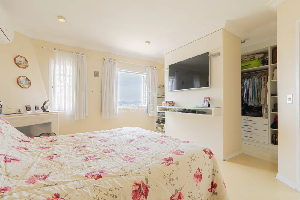 Casa, 4 quartos, 370 m² - Foto 17