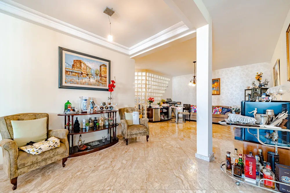 Casa, 4 quartos, 450 m² - Foto 1