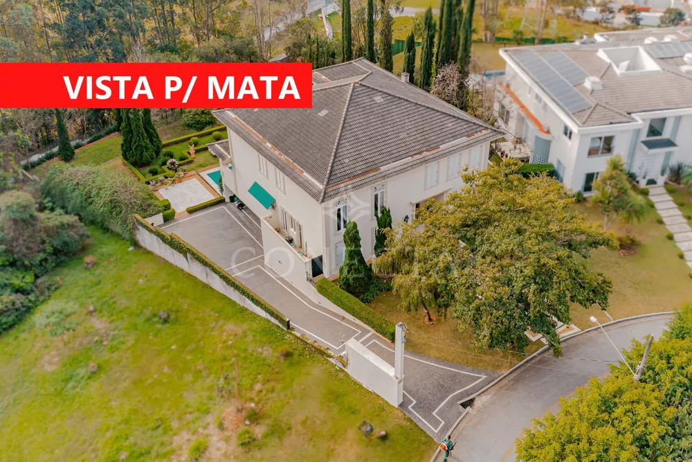 Casa à venda com 4 quartos, 700m² - Foto 1