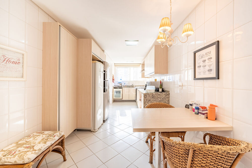 Apartamento à venda com 2 quartos, 170m² - Foto 8