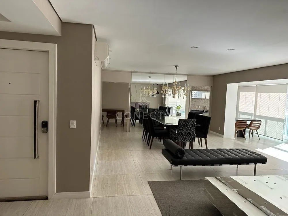 Apartamento, 3 quartos, 235 m² - Foto 3