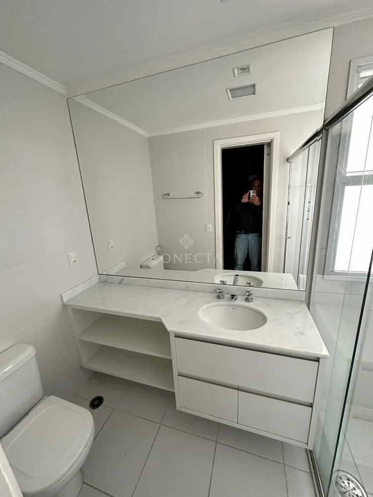Apartamento, 3 quartos, 235 m² - Foto 2
