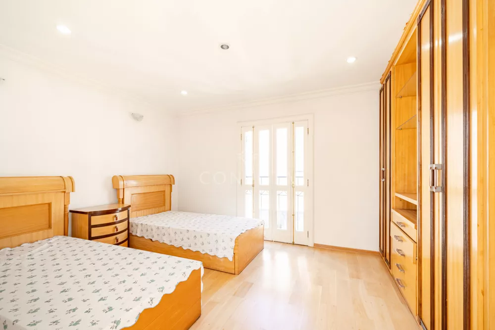 Casa, 4 quartos, 584 m² - Foto 2