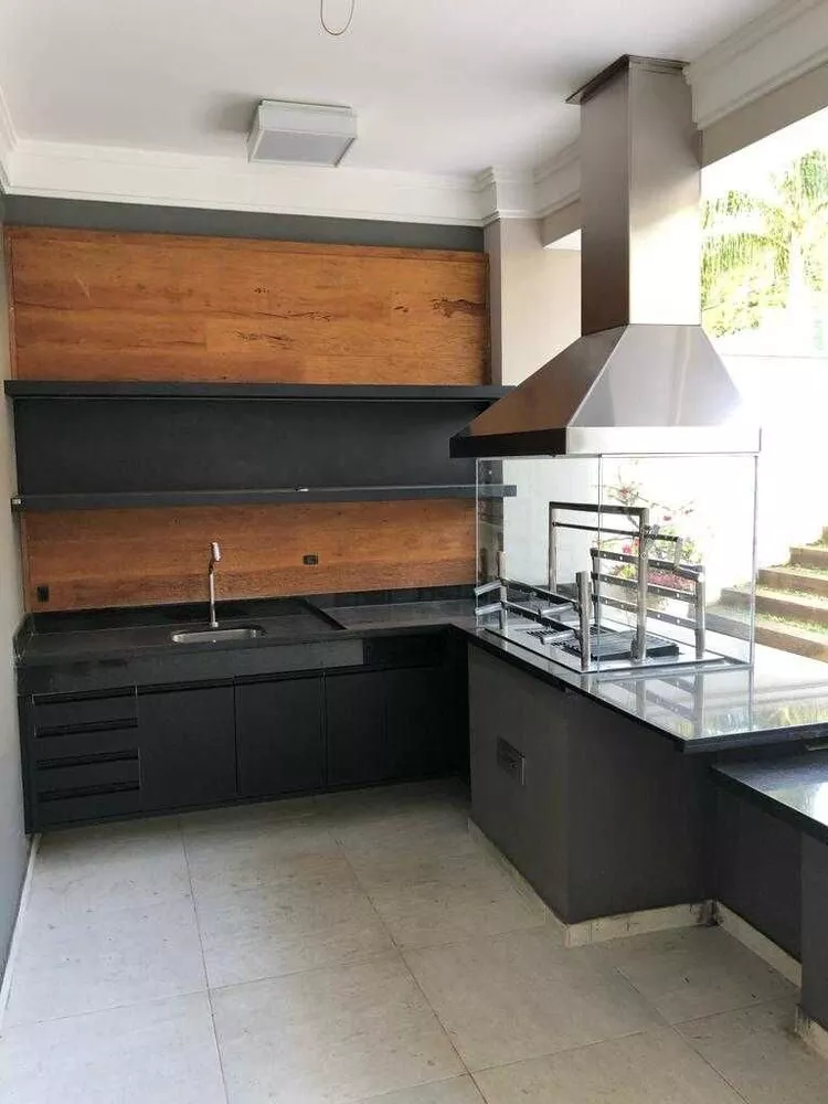 Casa à venda com 4 quartos, 530m² - Foto 11