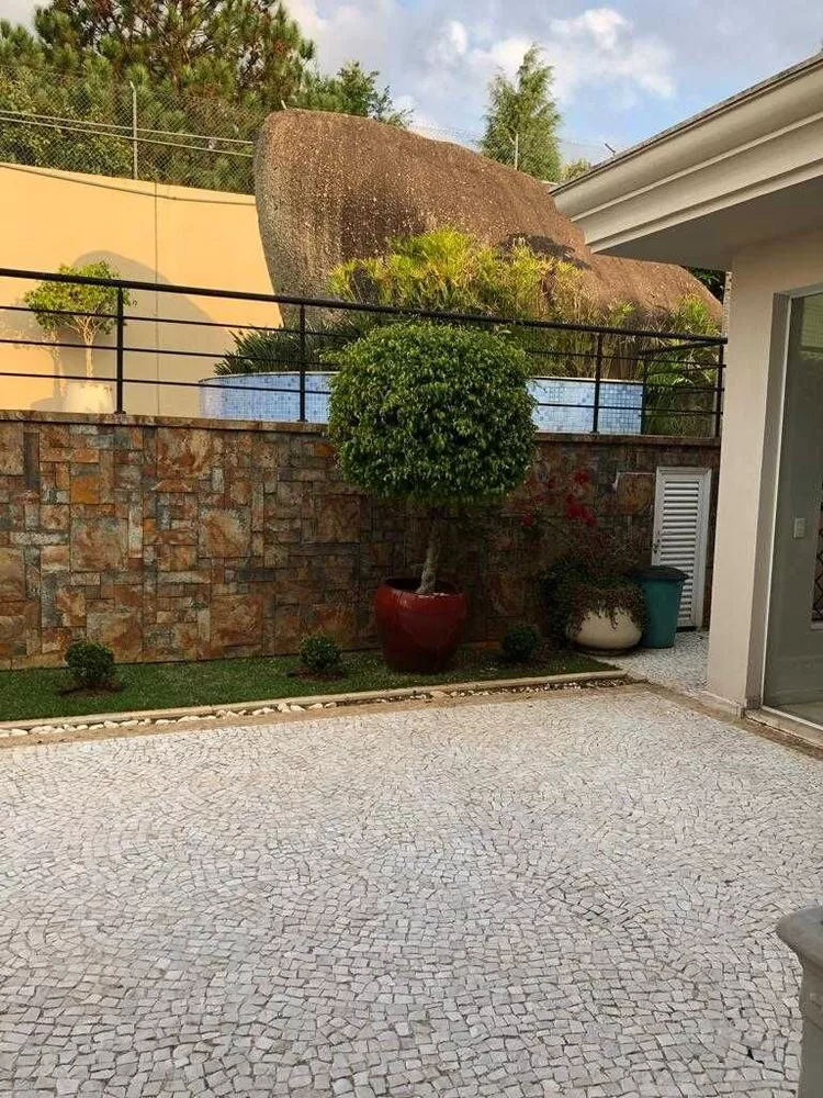 Casa à venda com 4 quartos, 530m² - Foto 7