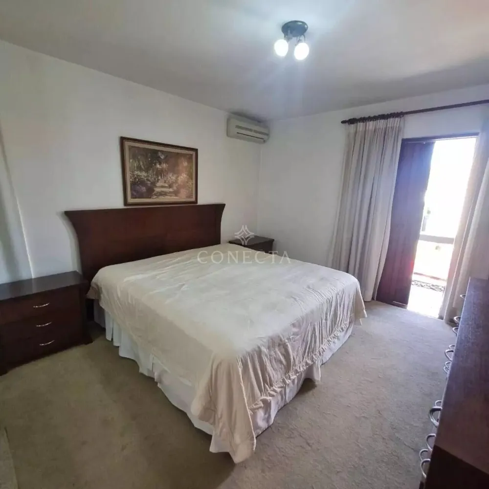 Casa, 4 quartos, 339 m² - Foto 2