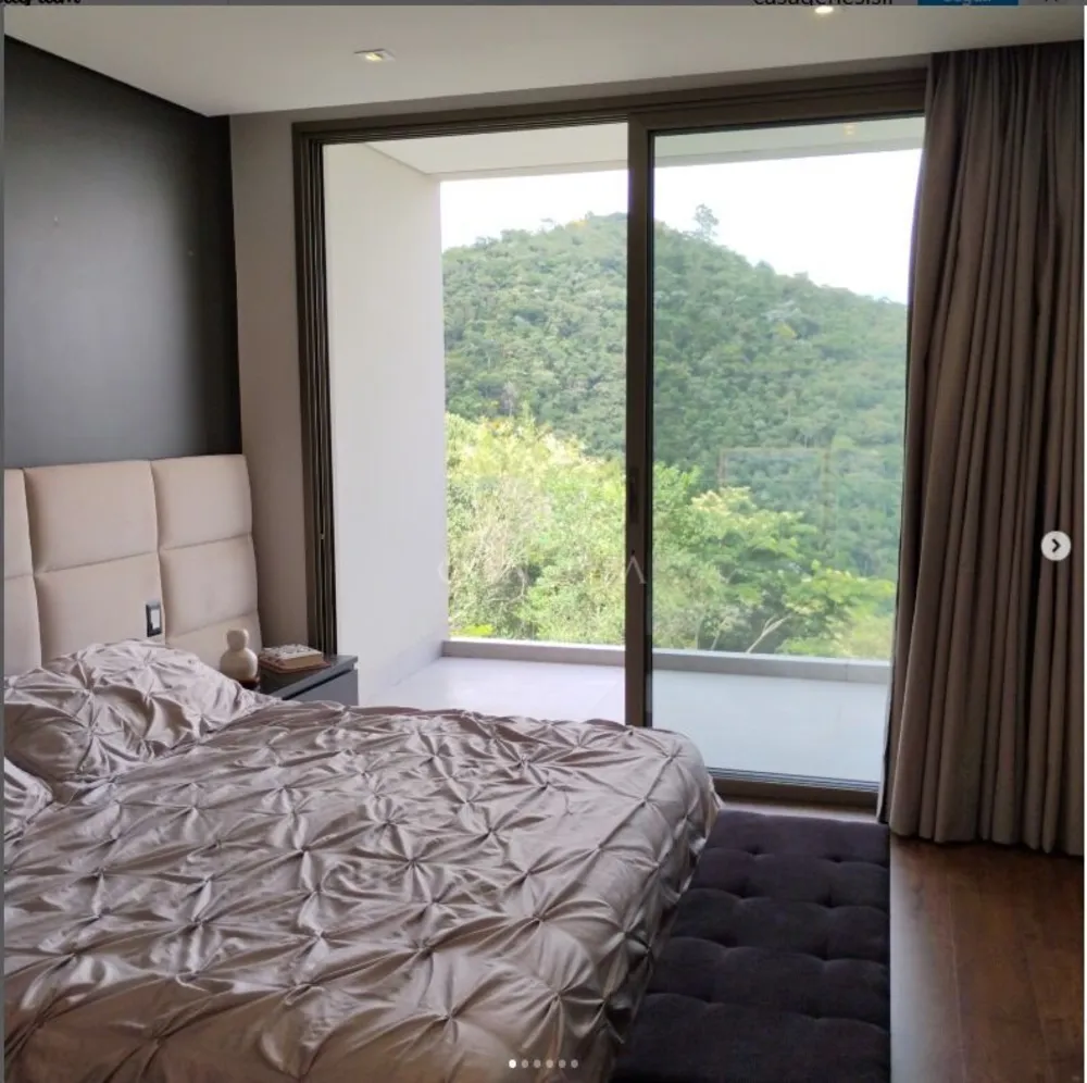 Casa, 3 quartos, 440 m² - Foto 1