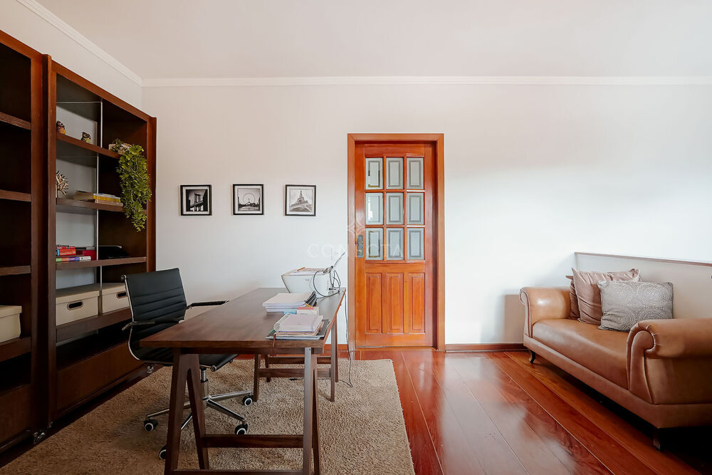 Casa para alugar com 3 quartos, 300m² - Foto 7