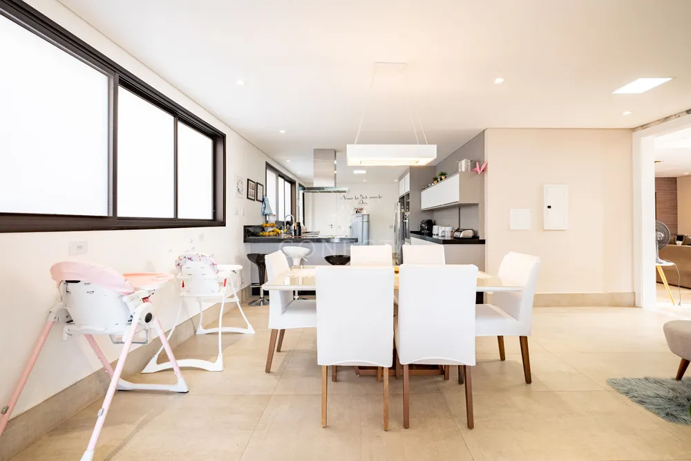 Casa, 4 quartos, 640 m² - Foto 1