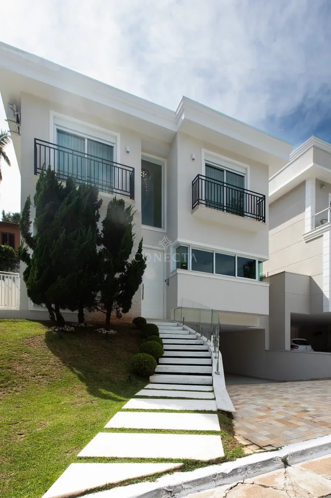 Casa, 4 quartos, 324 m² - Foto 2