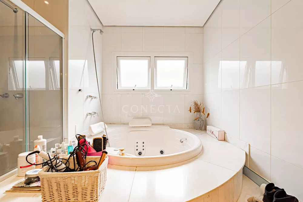 Casa, 4 quartos, 382 m² - Foto 1