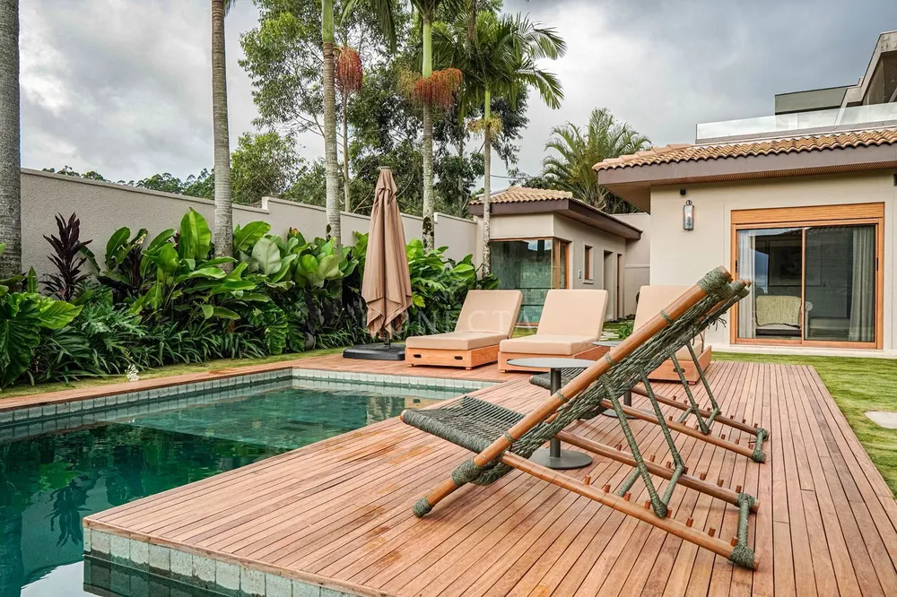 Casa, 5 quartos, 830 m² - Foto 1