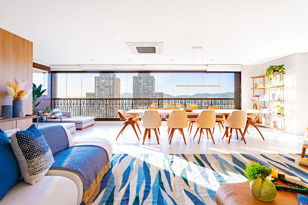 Apartamento, 3 quartos, 228 m² - Foto 1