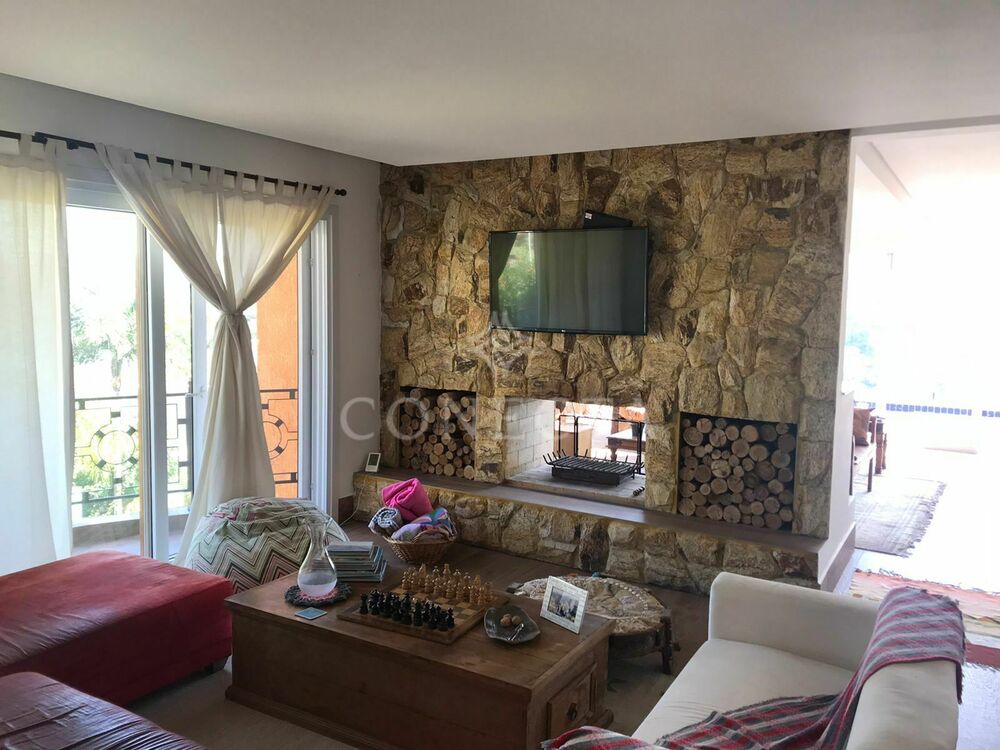 Casa para alugar com 3 quartos, 500m² - Foto 4