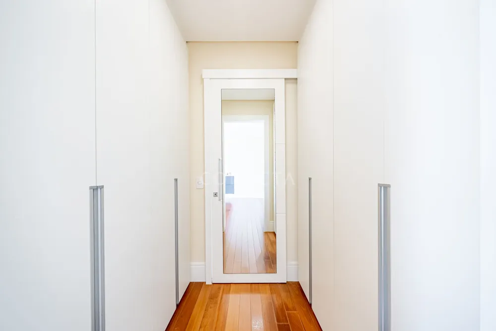 Casa, 4 quartos, 697 m² - Foto 1