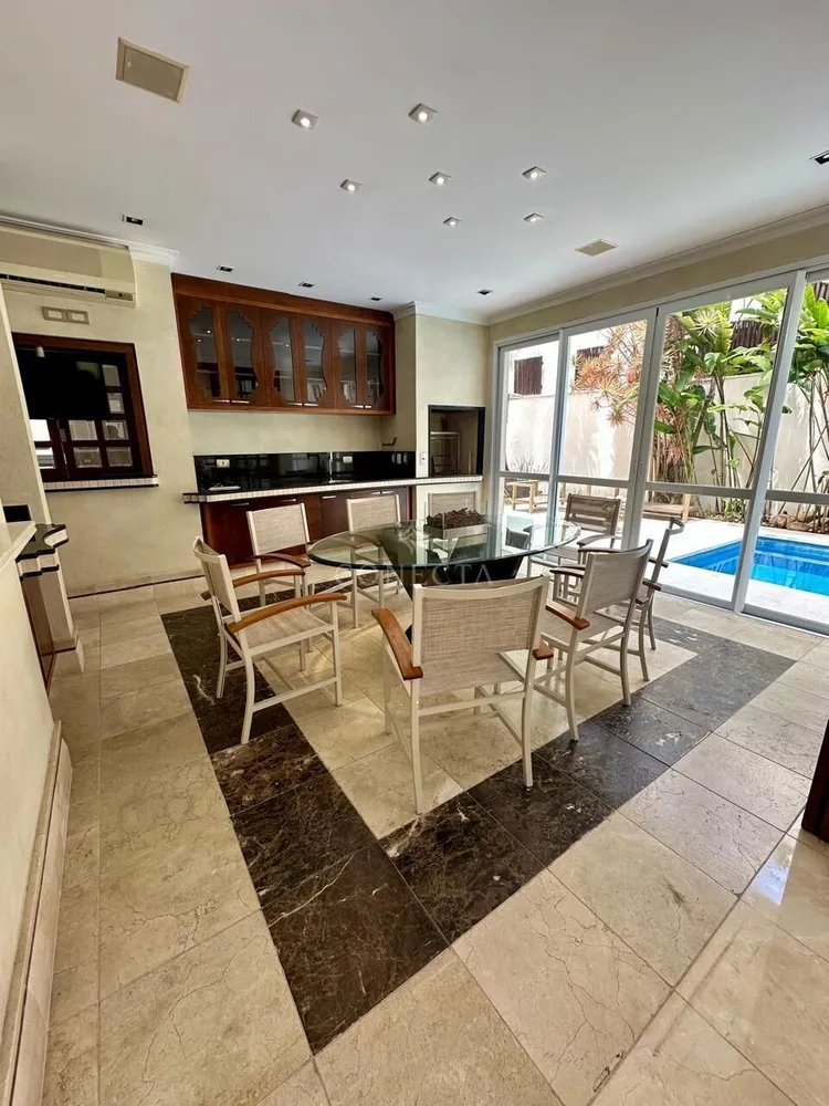 Casa, 4 quartos, 430 m² - Foto 1