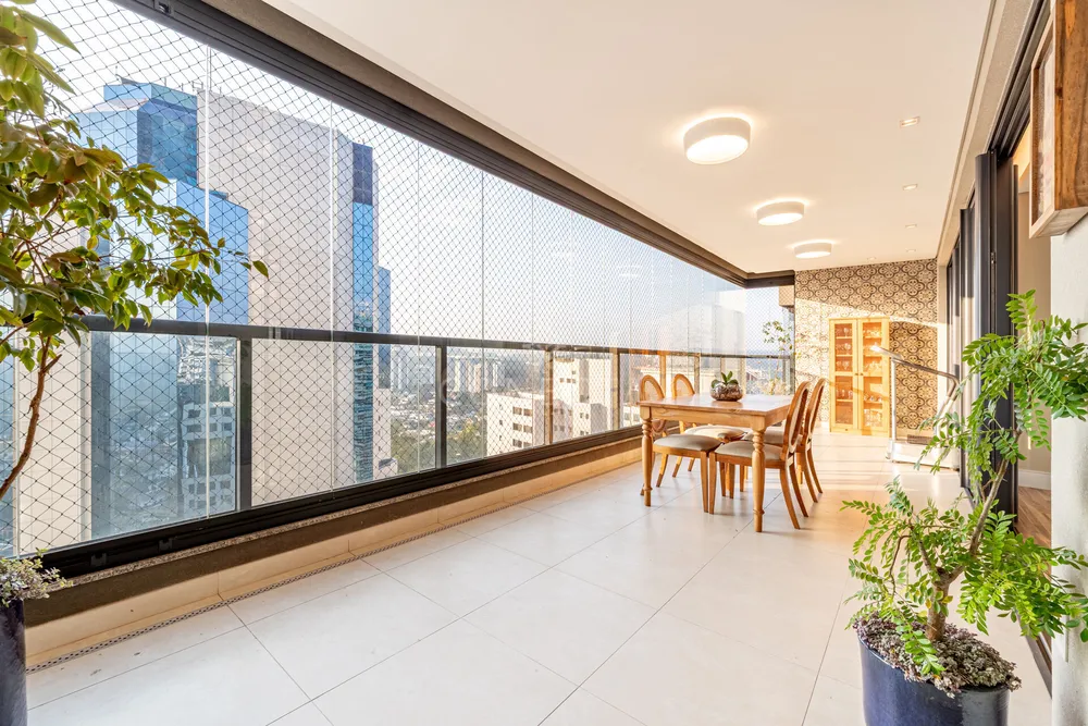 Apartamento, 3 quartos, 281 m² - Foto 2