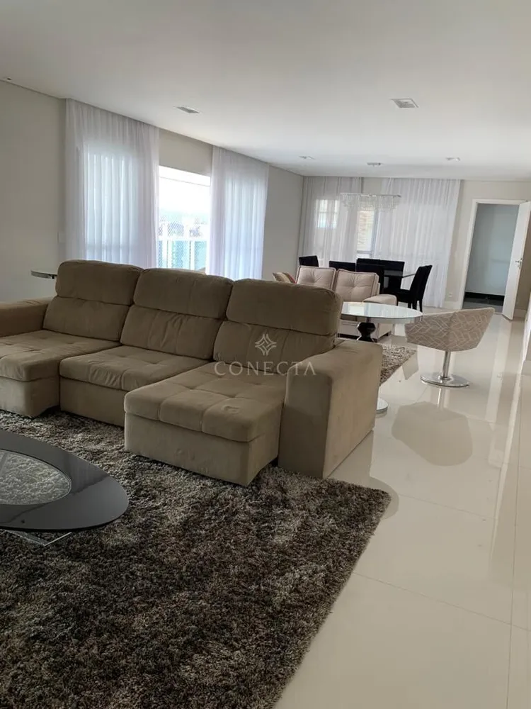 Apartamento, 3 quartos, 235 m² - Foto 3