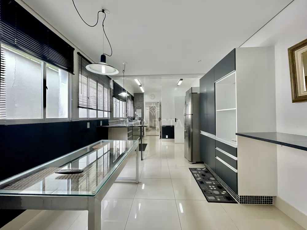 Casa, 4 quartos, 350 m² - Foto 2