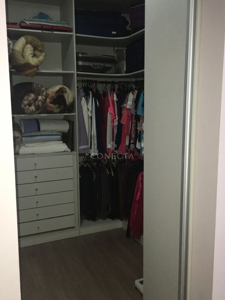 Casa, 3 quartos, 259 m² - Foto 1