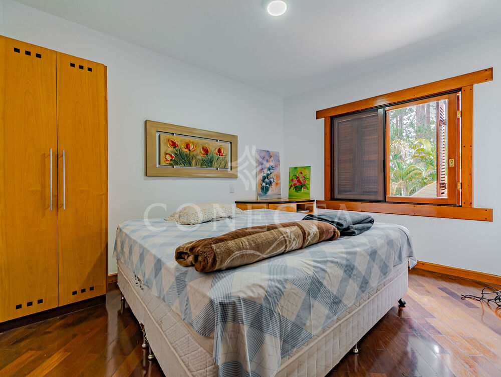 Casa, 4 quartos, 490 m² - Foto 1