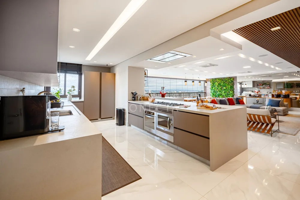 Apartamento, 3 quartos, 228 m² - Foto 2
