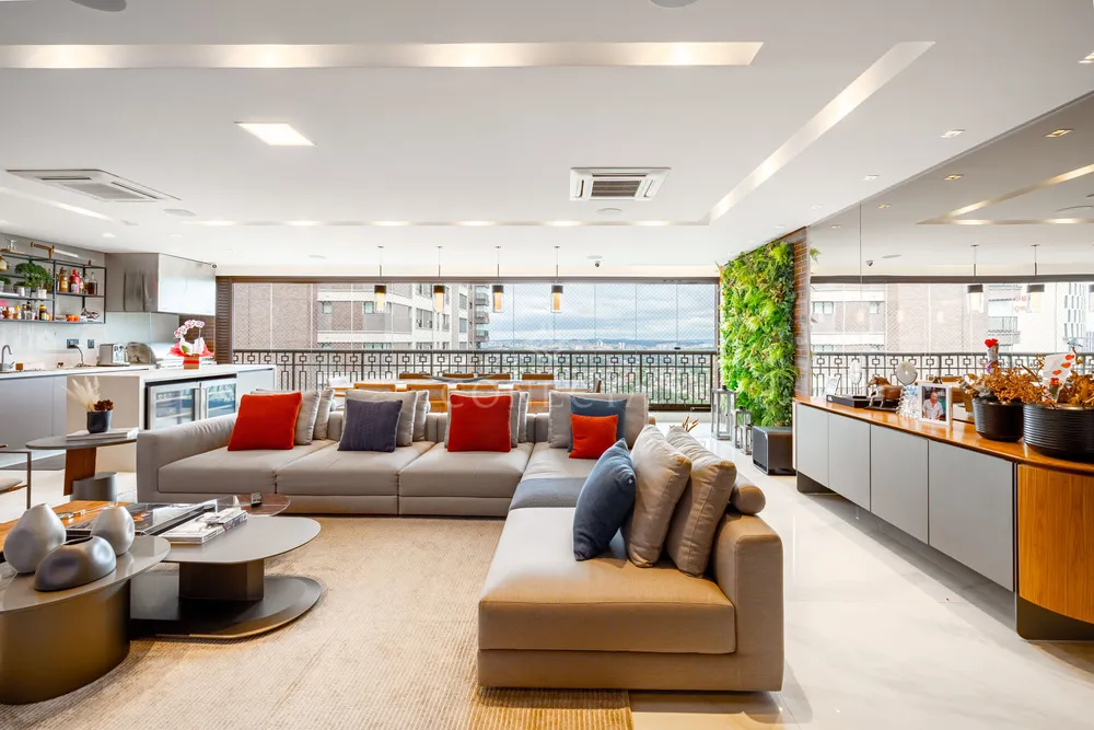 Apartamento, 3 quartos, 228 m² - Foto 1